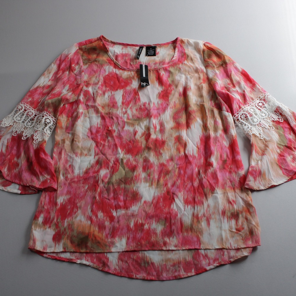New Directions M Pink Abstract Print Flare Sleeve Lace Trim Blouse NWT Workwear
